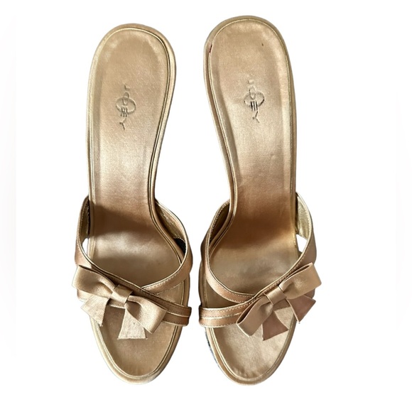 JOEY ALESANDRA GOLDTONE SATIN BOW aDETAIL SLIPON HEEL SUMMER SANDALS 9 - Picture 2 of 11